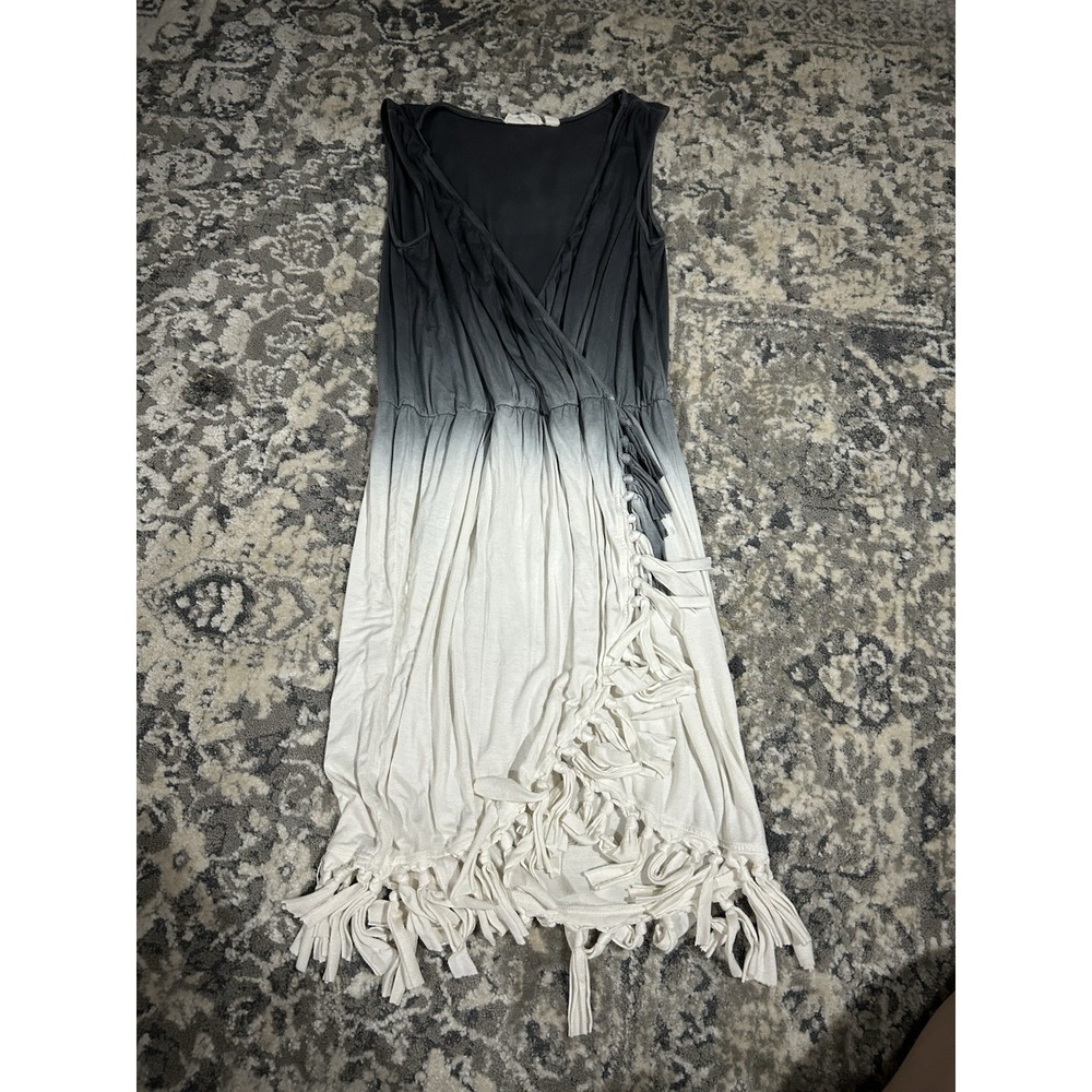 Lucy and Laurel Women's Ombré Faux Wrap Dress Size Medium Black White